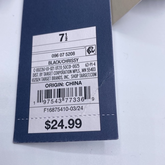 Universal Thread Women's Chrissy Slide Sandals with Memory Foam Insole - Picture 6 of 6